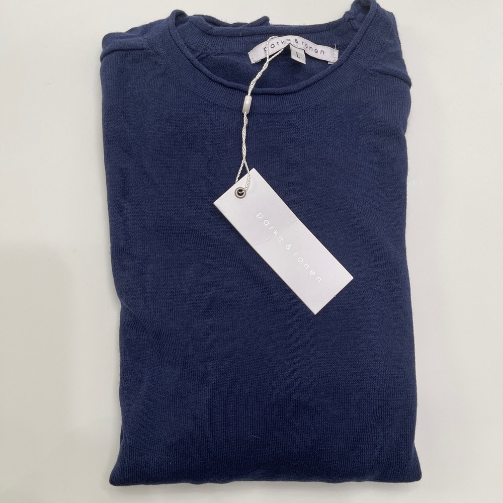 Men’s Slim Fit Parke & Ronen Navy Knit w/ gray elbow pads Sweater Large.
